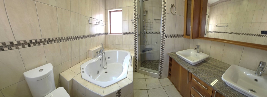 4 Bedroom Property for Sale in Ifafi North West